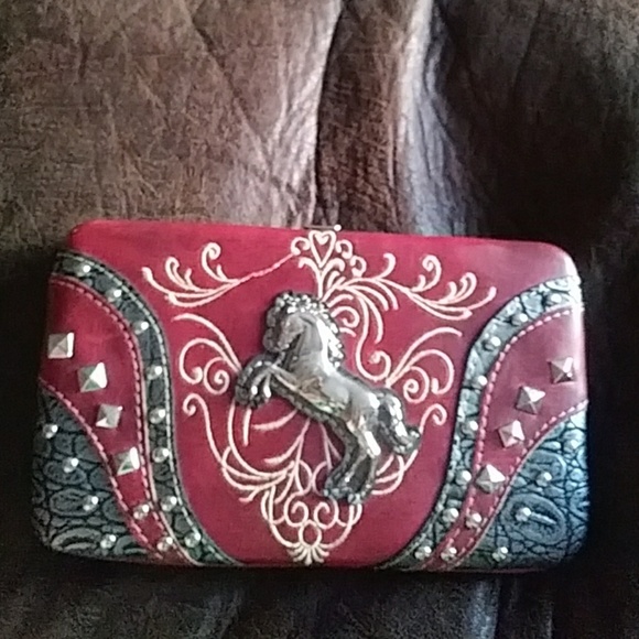 Wallet - Picture 1 of 2